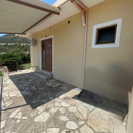 Πανσιόν Dima's