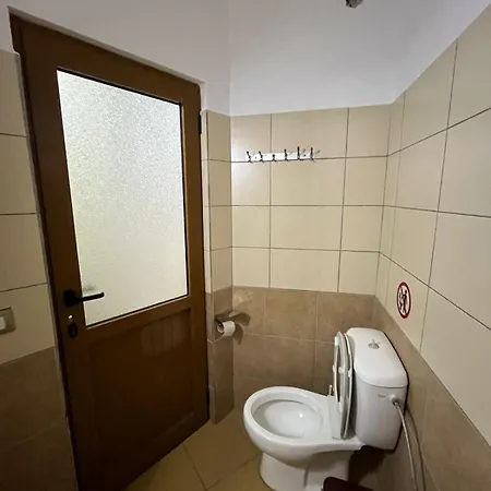 Dima's Πανσιόν *